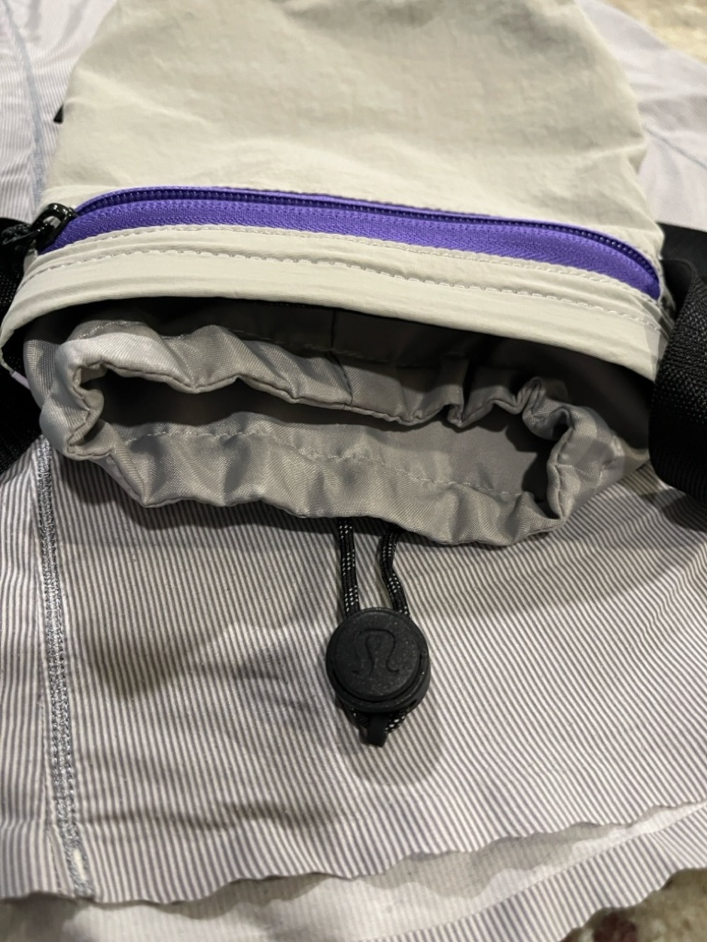 Lululemon bundle - Picture 10 of 10